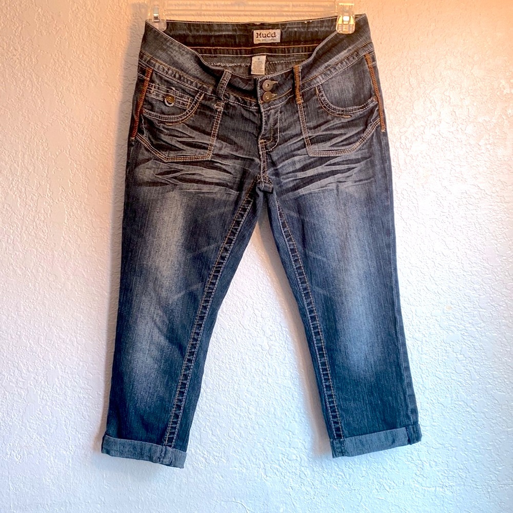 Mudd Distressed Low Rise Denim Capri Jeans Size 9
